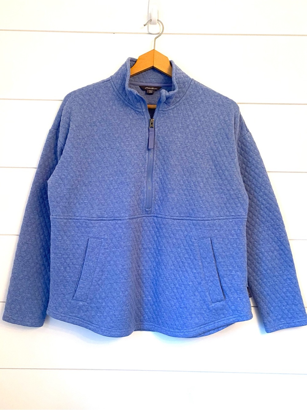 Eddie Bauer Quilted Half-Zip Pullover Jacket - Blue. (Large)